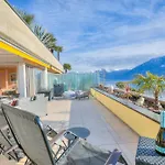 Panorama Maggiore Apartment- Happy Rentals